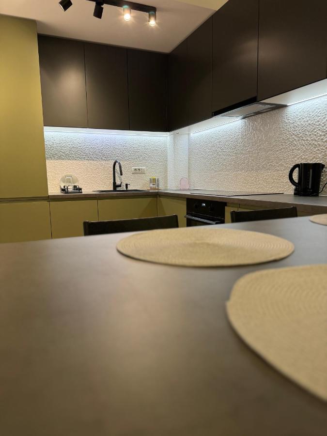 Warm Hotel Apartment Bucureşti Eksteriør bilde