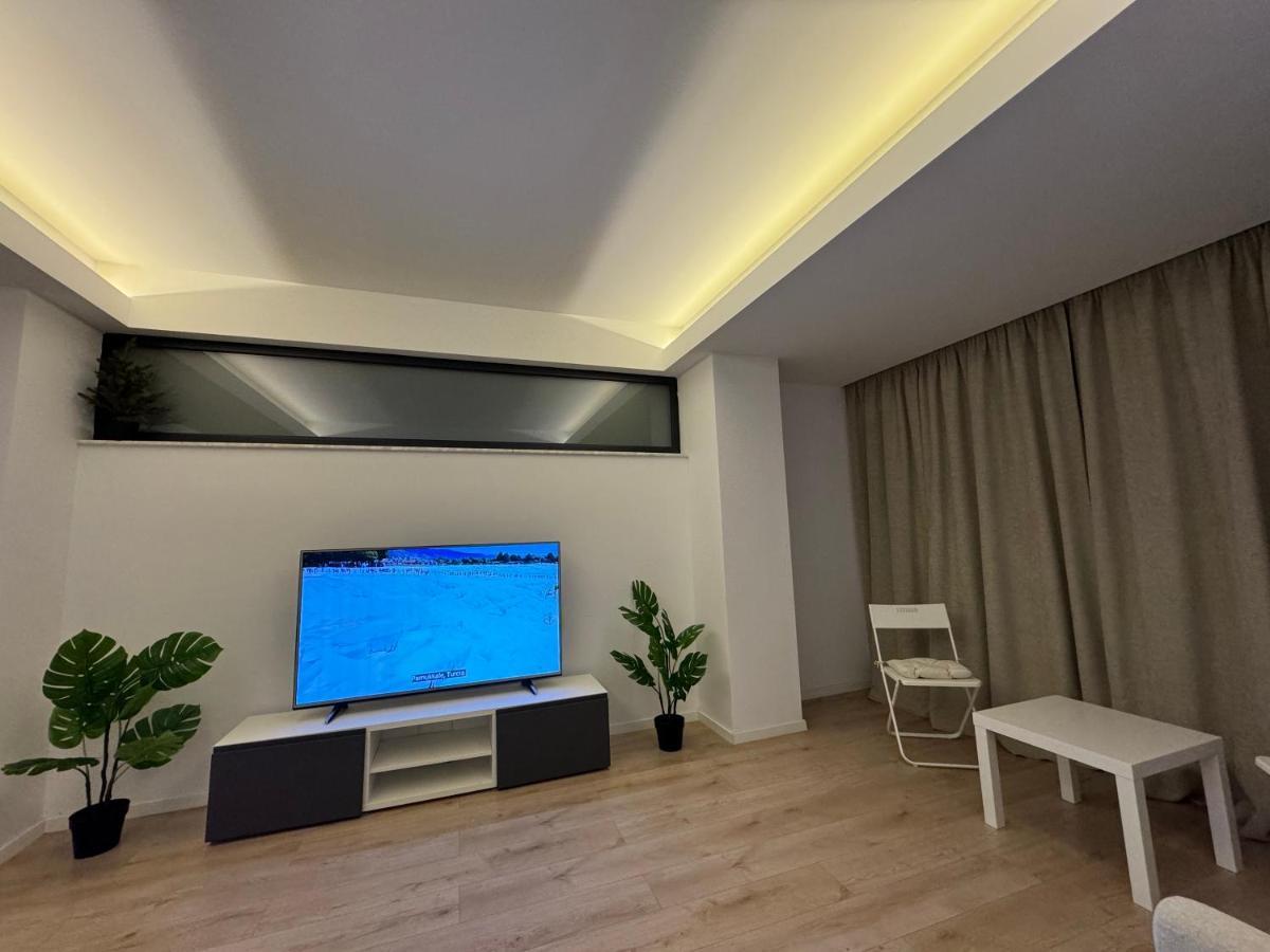 Warm Hotel Apartment Bucureşti Eksteriør bilde