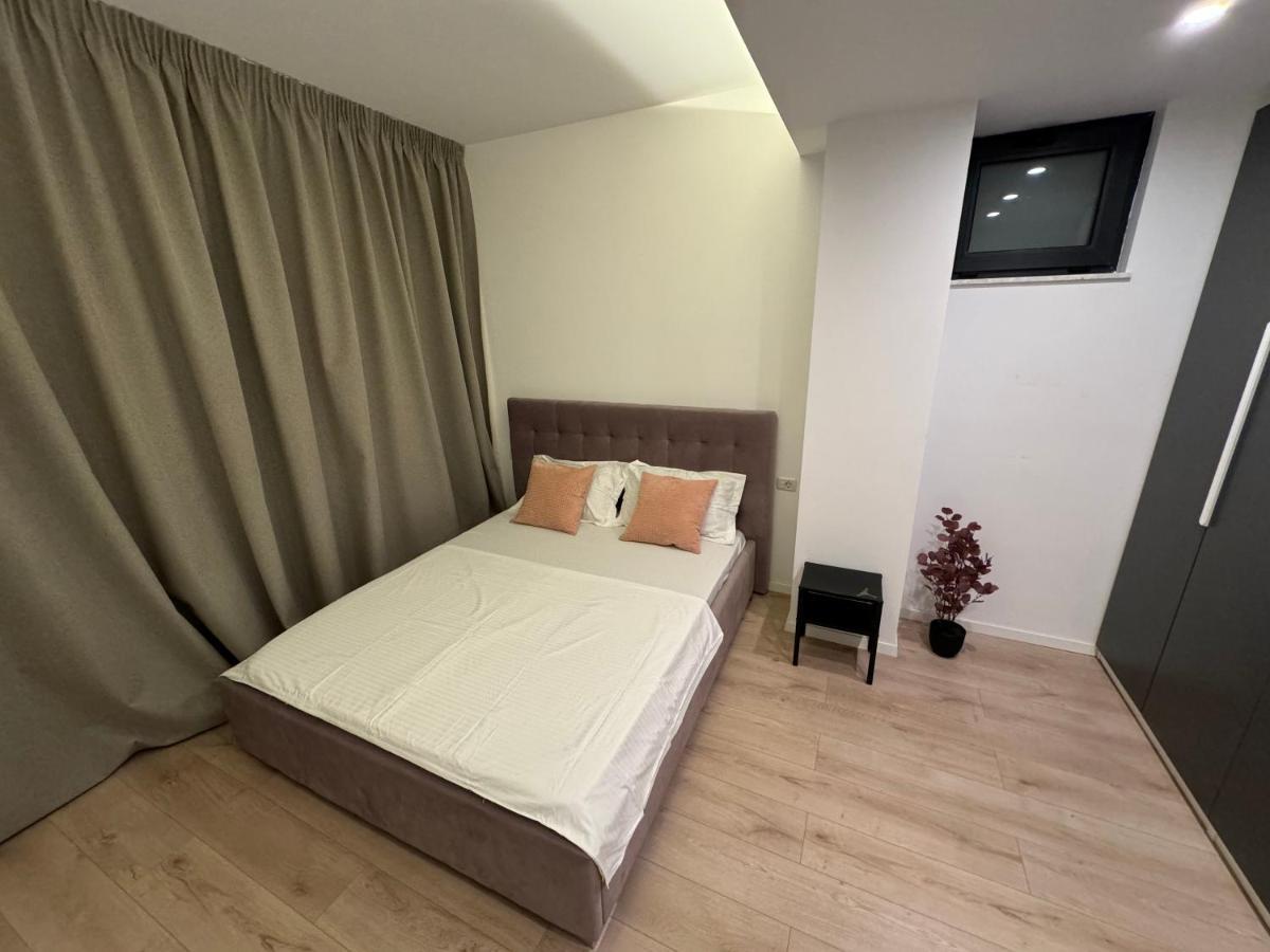 Warm Hotel Apartment Bucureşti Eksteriør bilde