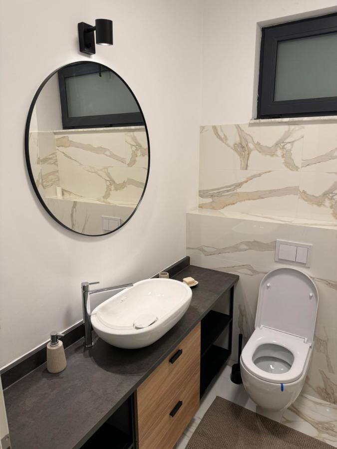 Warm Hotel Apartment Bucureşti Eksteriør bilde