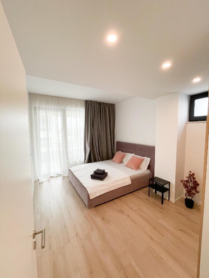 Warm Hotel Apartment Bucureşti Eksteriør bilde