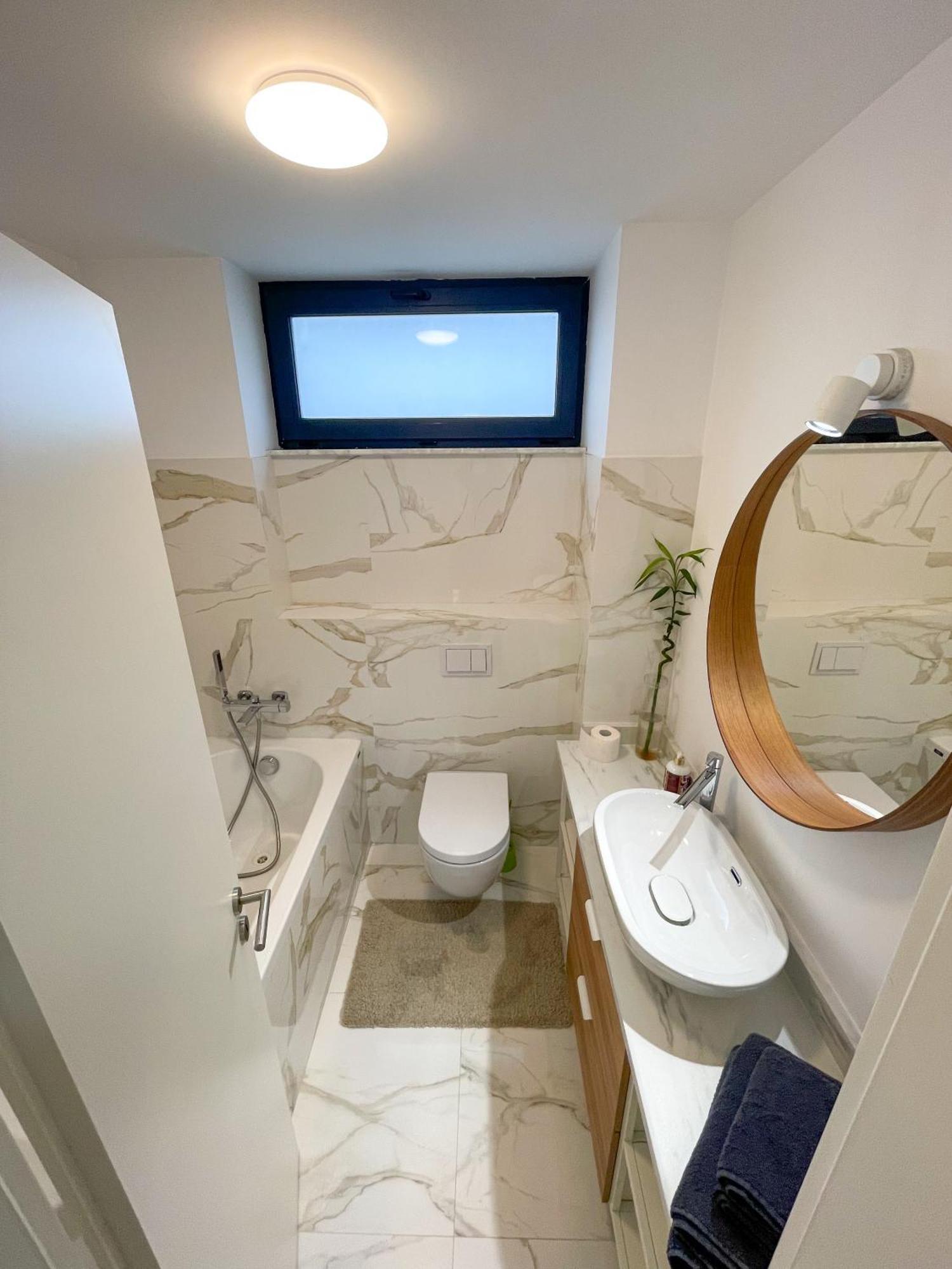 Warm Hotel Apartment Bucureşti Eksteriør bilde