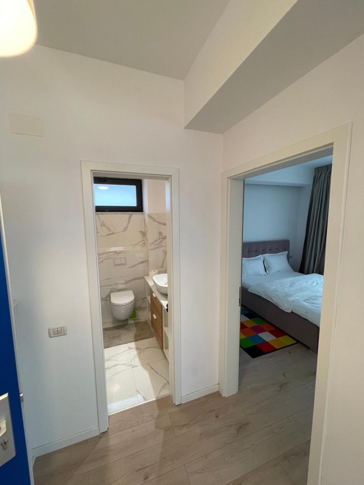 Warm Hotel Apartment Bucureşti Eksteriør bilde