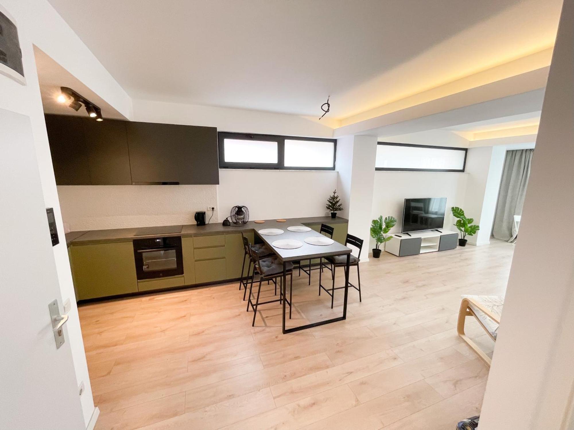 Warm Hotel Apartment Bucureşti Eksteriør bilde